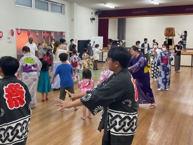 町内会の盆踊り