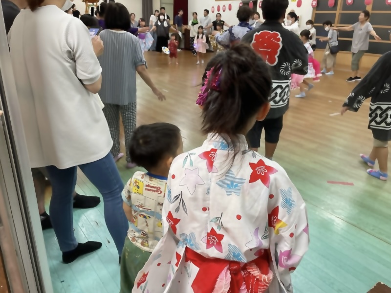 町内会の盆踊り