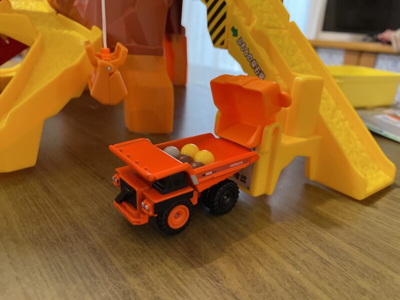 トミカのビック工事現場
